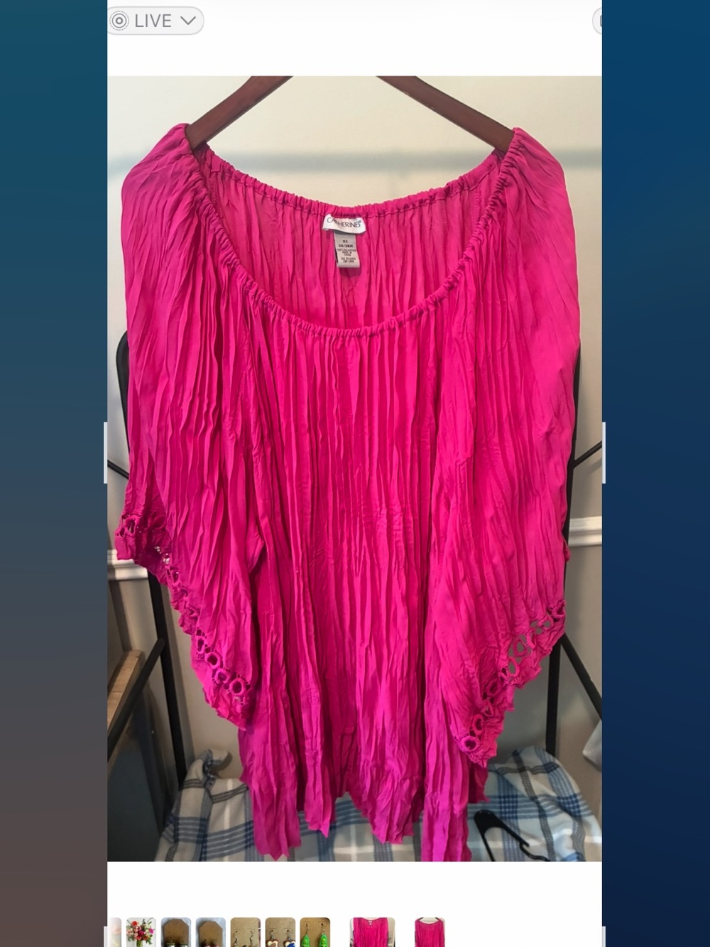 Catherine’s 5X hot pink crinkle tunic.